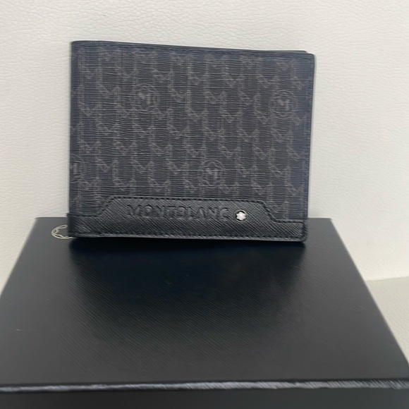 Wallet - Picture 1 of 3